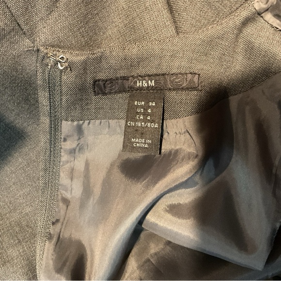 CHARCOAL GRAY DRESS BY H&M SIZE 4 GENTLY WORN - Picture 3 of 3